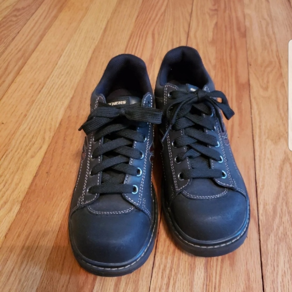 Skechers black boots